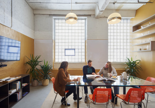 What types of people use coworking spaces?
